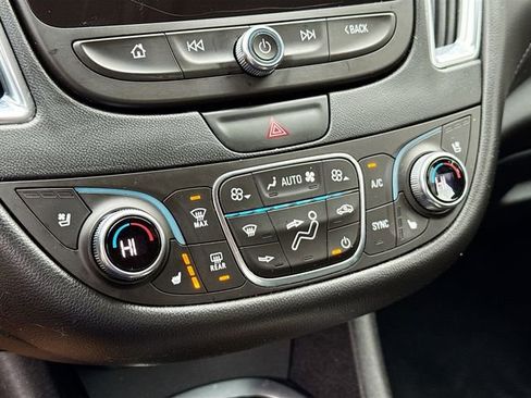 Used 2016 Chevrolet Malibu Premier w/ Driver Confidence Package II image 17