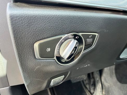Used 2021 Mercedes-Benz E 350 4MATIC Sedan image 20