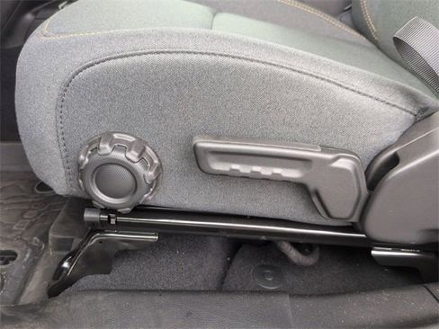 New 2025 Jeep Gladiator Sport image 14