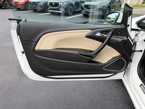 Used 2019 Buick Cascada Premium FWD image 12