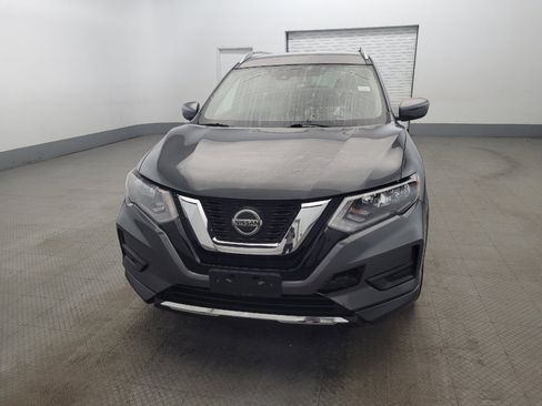 Used 2019 Nissan Rogue SV image 15