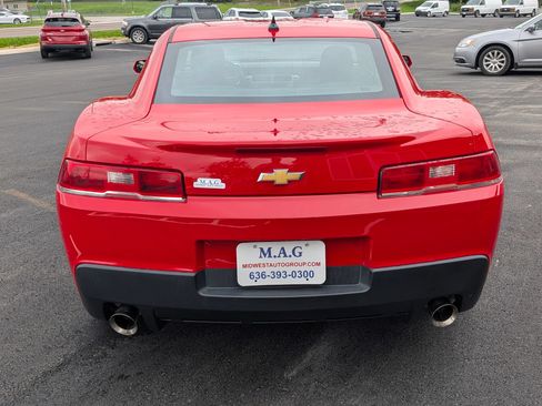Used 2015 Chevrolet Camaro LS RWD image 5