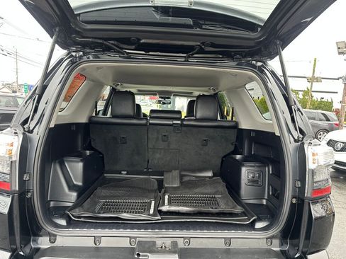 Used 2019 Toyota 4Runner TRD Off-Road Premium image 32