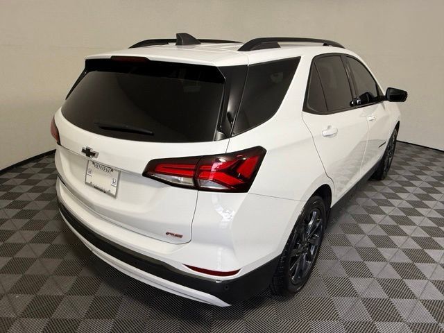 Used 2022 Chevrolet Equinox RS w/ RS Leather Package FWD image 6