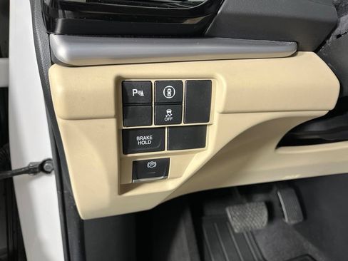 Used 2024 Acura RDX w/ Technology Package AWD/4WD image 31