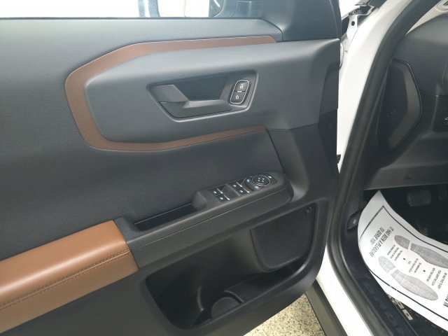 Used 2021 Ford Bronco Sport Outer Banks w/ Outer Banks Package AWD/4WD image 15