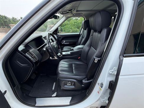 Used 2017 Land Rover Range Rover HSE AWD/4WD image 34