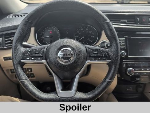 Used 2020 Nissan Rogue SV FWD image 10