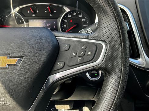 Used 2020 Chevrolet Equinox LT FWD image 25