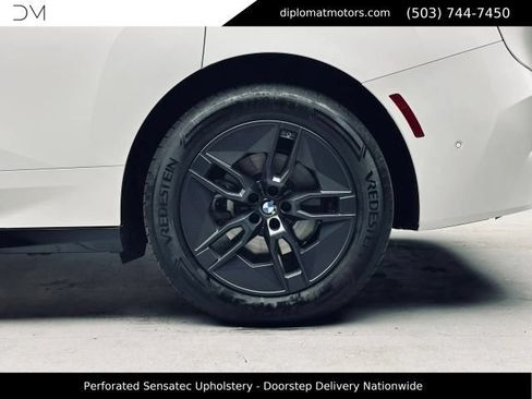 Used 2026 BMW iX xDrive45 AWD/4WD image 39