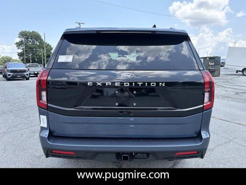 New 2027 Ford Expedition Active RWD image 6