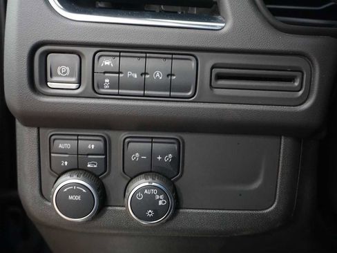 Used 2023 Chevrolet Tahoe LT image 27