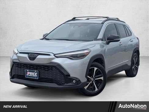 Used 2025 Toyota Corolla Cross AWD Hybrid w/ Convenience Package image 1
