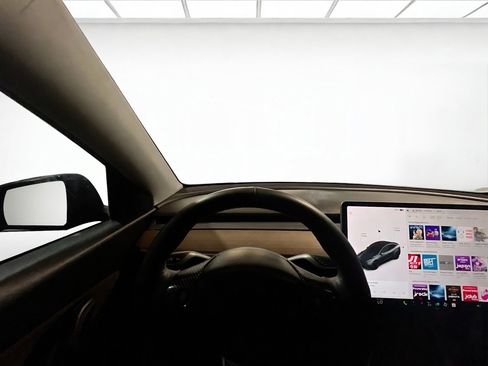 Used 2021 Tesla Model Y Performance AWD/4WD image 7