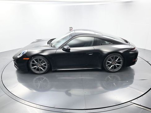 Used 2025 Porsche 911 Carrera image 29