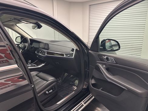 Used 2020 BMW X7 xDrive40i w/ Luxury Seating Package AWD/4WD image 8