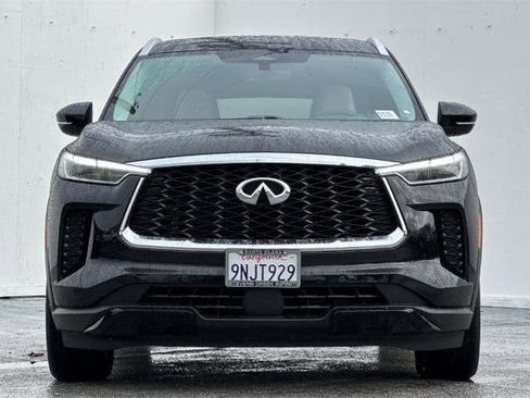Certified 2024 INFINITI QX60 Luxe image 9