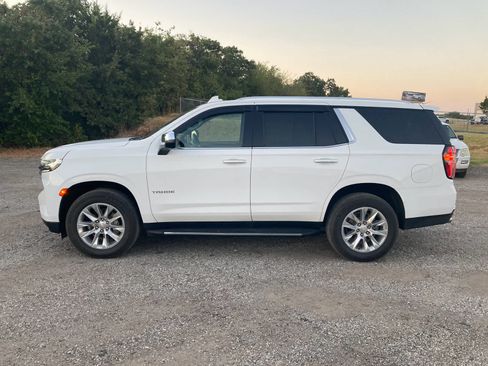 Used 2023 Chevrolet Tahoe Premier AWD/4WD image 3