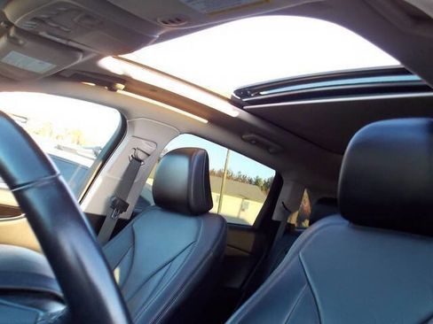 Used 2021 Lincoln Nautilus Reserve image 15