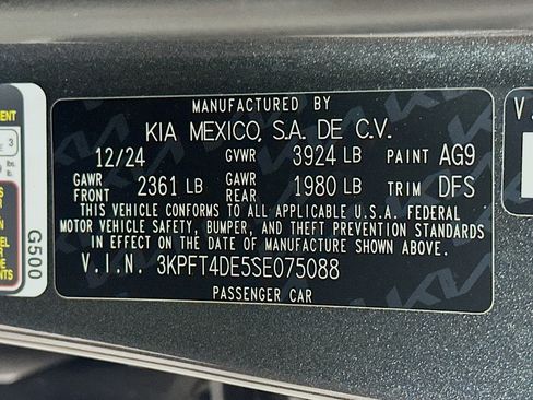 Used 2025 Kia K4 LXS image 12