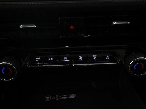 Used 2026 Chevrolet Tahoe Z71 w/ Comfort Package AWD/4WD image 27