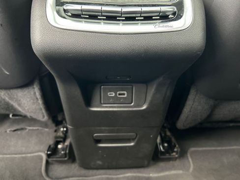 Used 2024 Cadillac XT6 Premium Luxury image 19