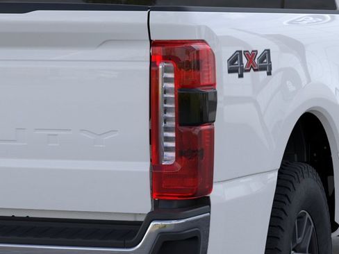 New 2026 Ford F250 Lariat AWD/4WD image 21