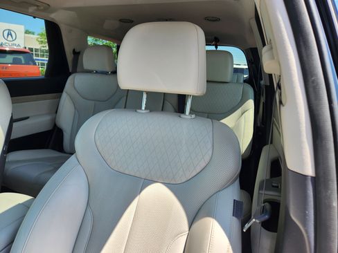 Used 2022 Hyundai Palisade SEL w/ 8P Bench Seat Package image 11