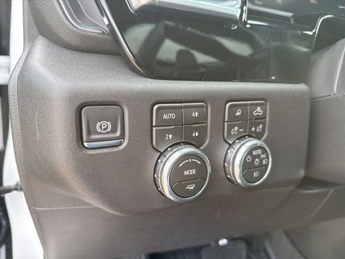 New 2026 GMC Sierra 1500 SLT AWD/4WD image 26