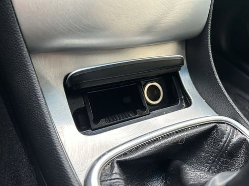 Used 2014 INFINITI Q60 Sport image 21