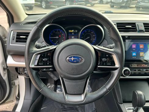 Used 2018 Subaru Outback 2.5i Limited w/ Popular Package #2 AWD/4WD image 15
