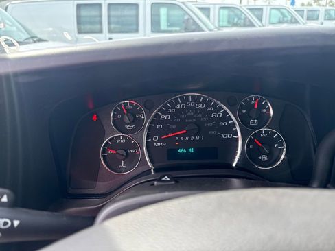 New 2025 Chevrolet Express 4500 Extended w/ Power Convenience Package RWD image 10