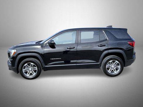 Certified 2026 GMC Terrain Elevation w/ Technology Package II AWD/4WD image 2