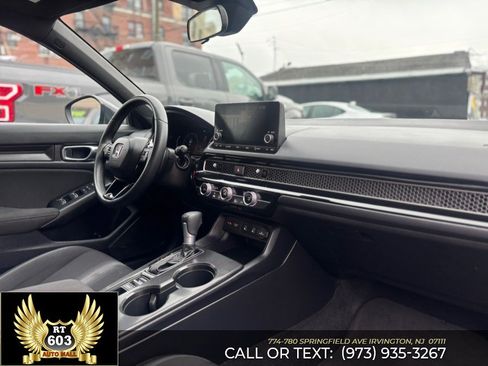 Used 2025 Honda Civic Sport image 14