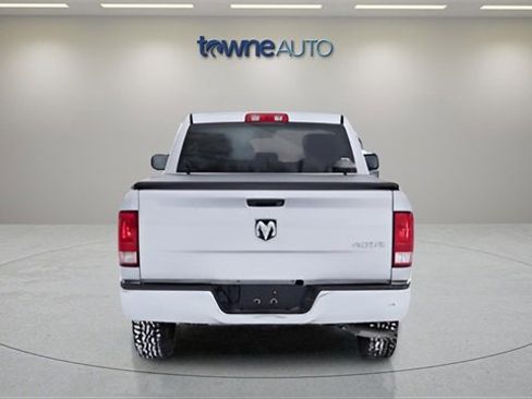 Used 2018 RAM 1500 Express image 4