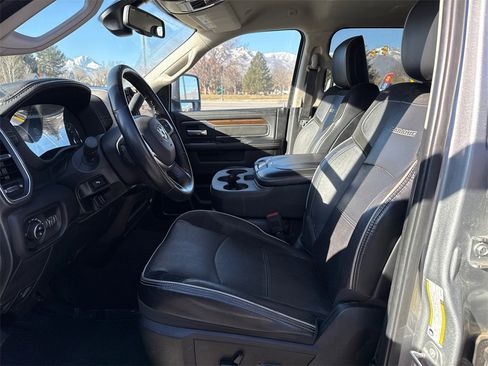 Used 2024 RAM 2500 Laramie image 8