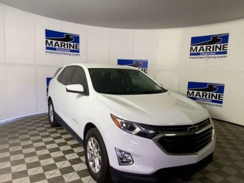 Used 2020 Chevrolet Equinox LT image 3