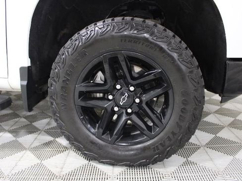 Used 2024 Chevrolet Silverado 1500 LT Trail Boss w/ Protection Package image 46