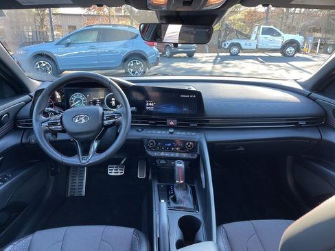 Used 2023 Hyundai Elantra N Line image 8