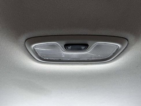 Used 2024 Chevrolet Trax ACTIV w/ Driver Confidence Package image 35