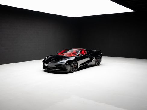 Used 2024 Chevrolet Corvette Stingray Premium Cpe w/ Z51 Performance Package RWD image 76