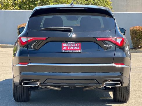 Used 2024 Acura MDX FWD image 8