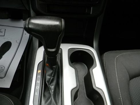 Used 2019 Chevrolet Colorado LT AWD/4WD image 16