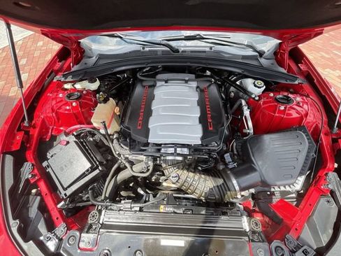 Used 2020 Chevrolet Camaro SS RWD image 22