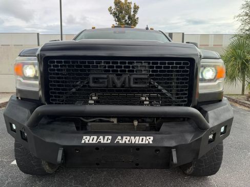 Used 2016 GMC Sierra 2500 Denali w/ Duramax Plus Package AWD/4WD image 25