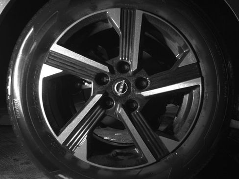 Used 2025 Nissan Sentra SV FWD image 18