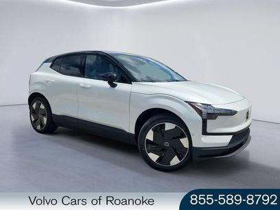 New 2026 Volvo EX30 Ultra w/ Climate Package