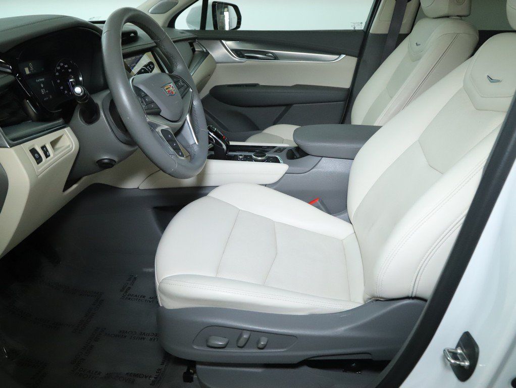 Used 2022 Cadillac XT5 Premium Luxury AWD/4WD image 21