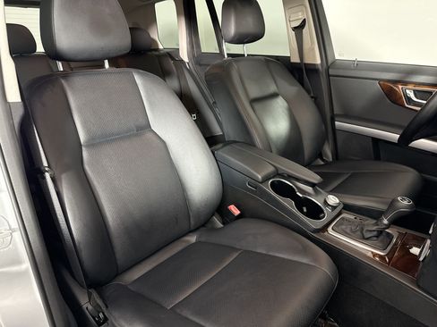 Used 2010 Mercedes-Benz GLK 350 4MATIC image 35