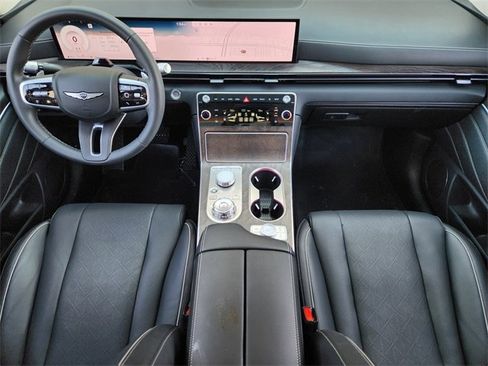 Used 2025 Genesis GV80 2.5T Prestige image 21